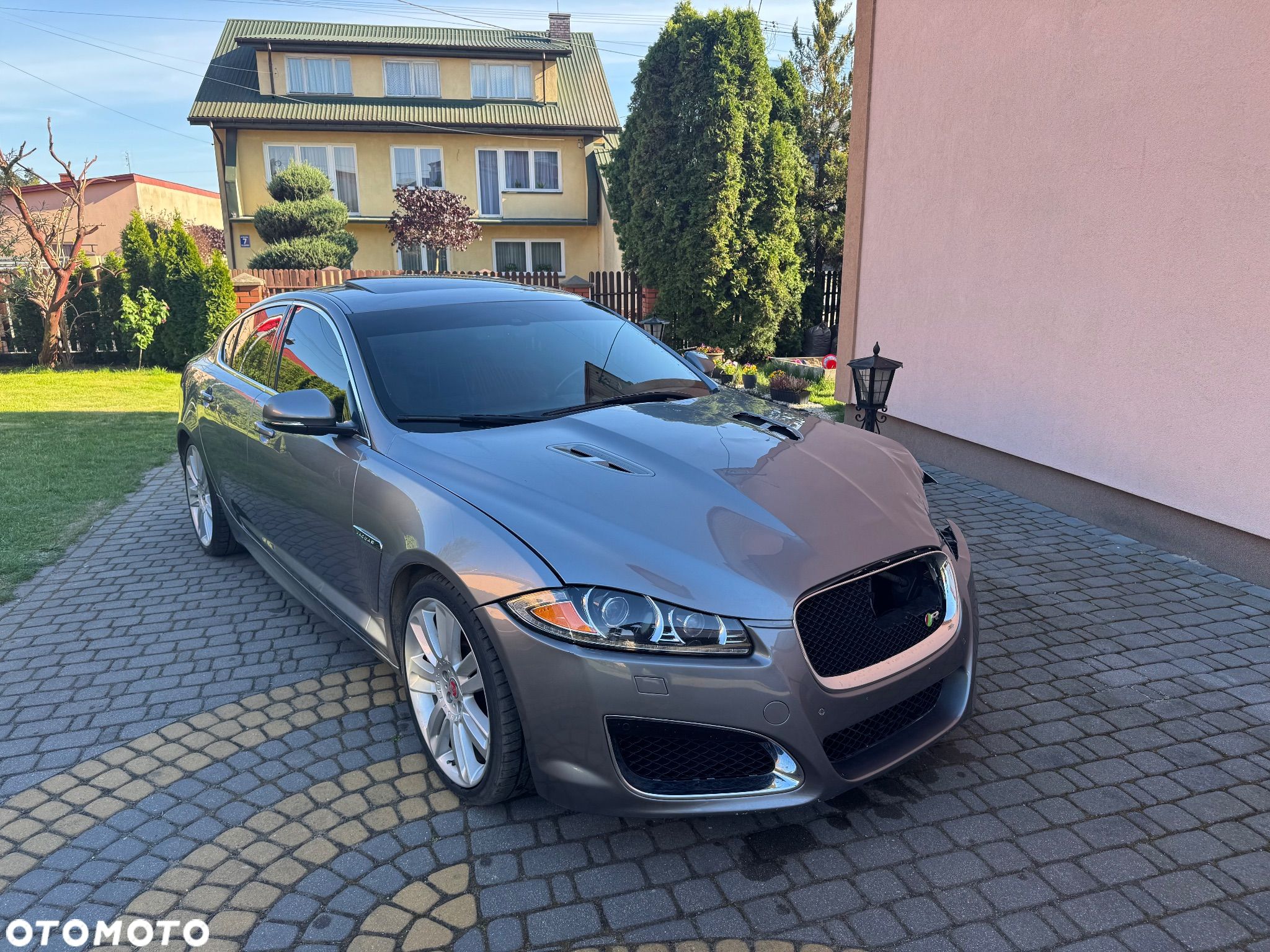 Jaguar XF XFR 5.0 V8 Kompressor - 1