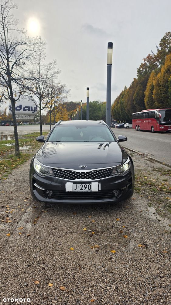 Kia Optima - 10