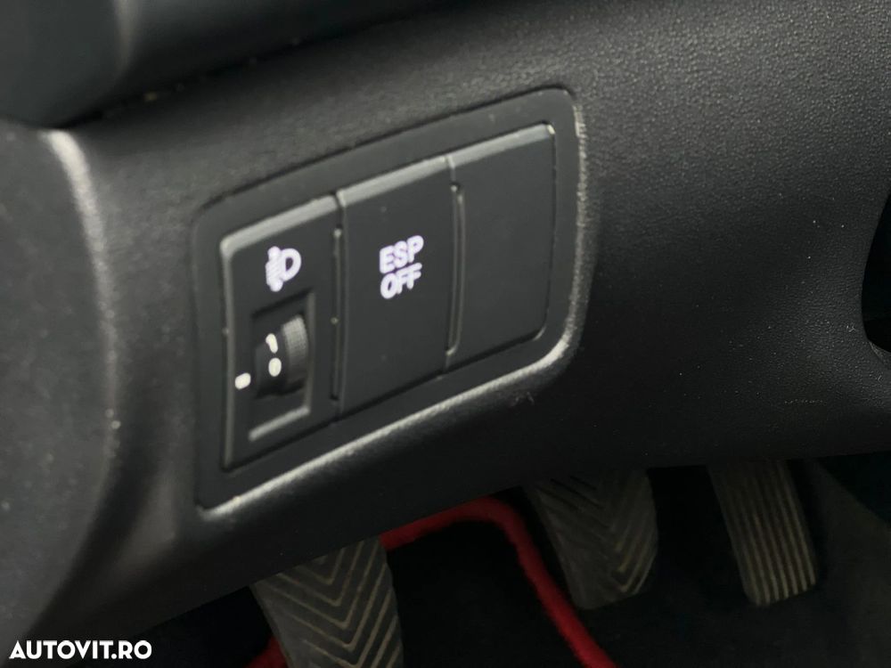 Hyundai i30 1.6 CRDI Classic - 40