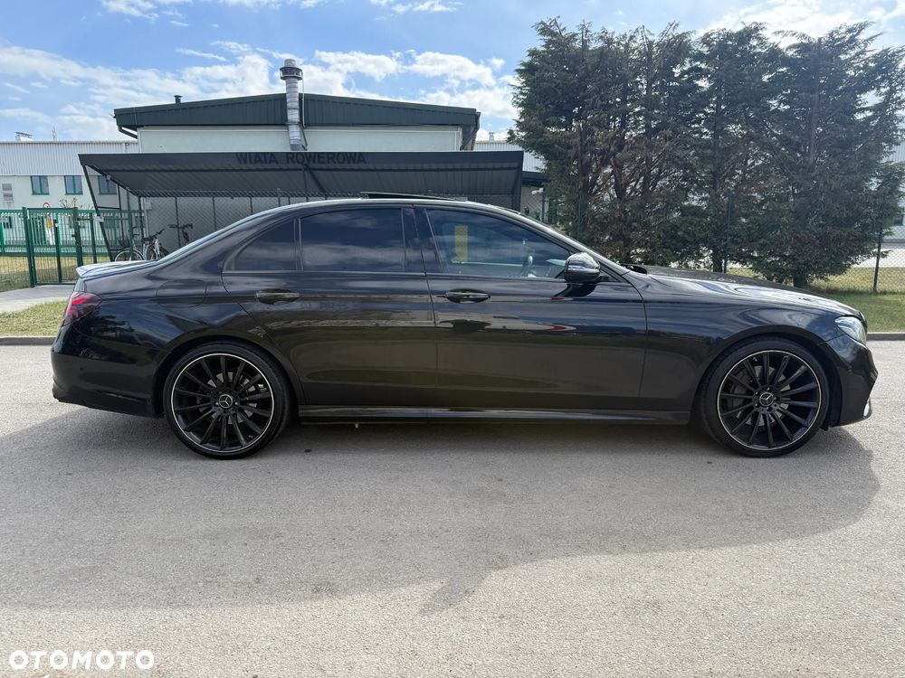 Mercedes-Benz Klasa E 220 d 4-Matic 9G-TRONIC - 4