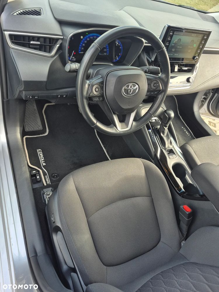 Toyota Corolla 1.8 Hybrid Comfort - 19