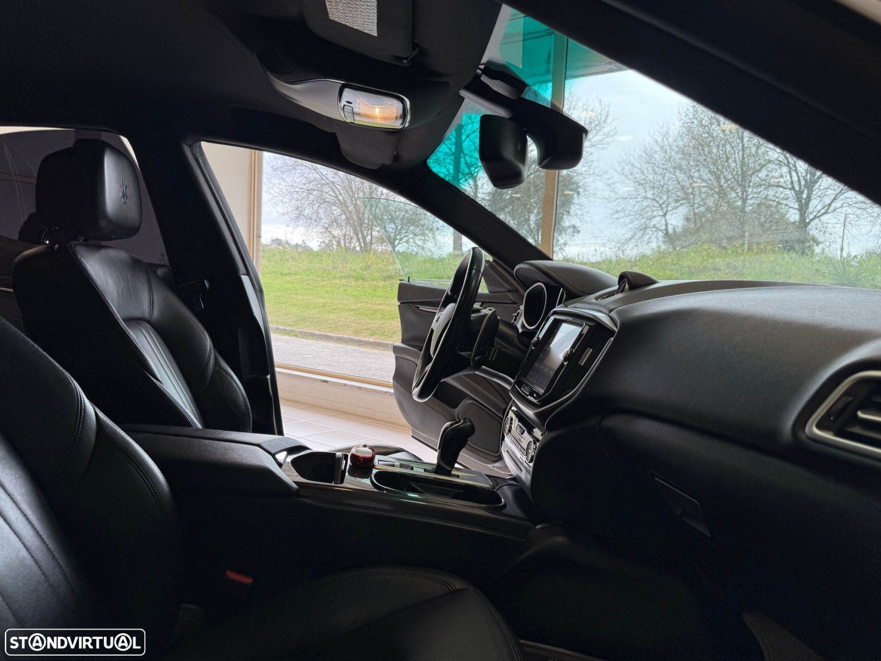 Maserati Ghibli Diesel GranSport - 43