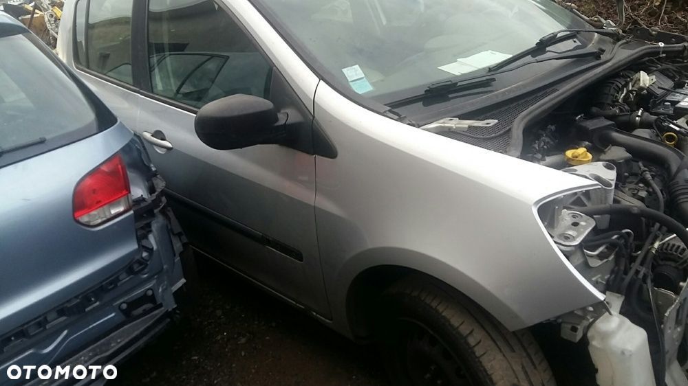 Na części Renault Clio III Lift Silnik Skrzynia Maska Zderzak Drzwi Klapa Szyba - 1