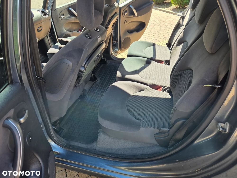 Citroën Xsara Picasso 1.6 HDI Exclusive - 14