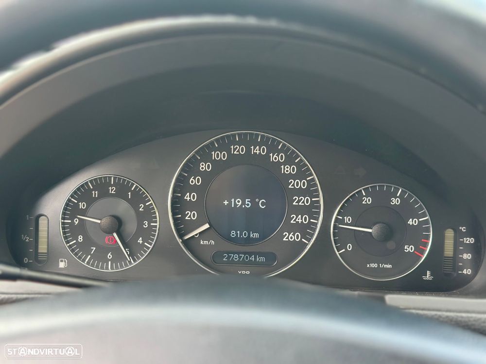 Mercedes-Benz E 270 CDi Elegance - 31