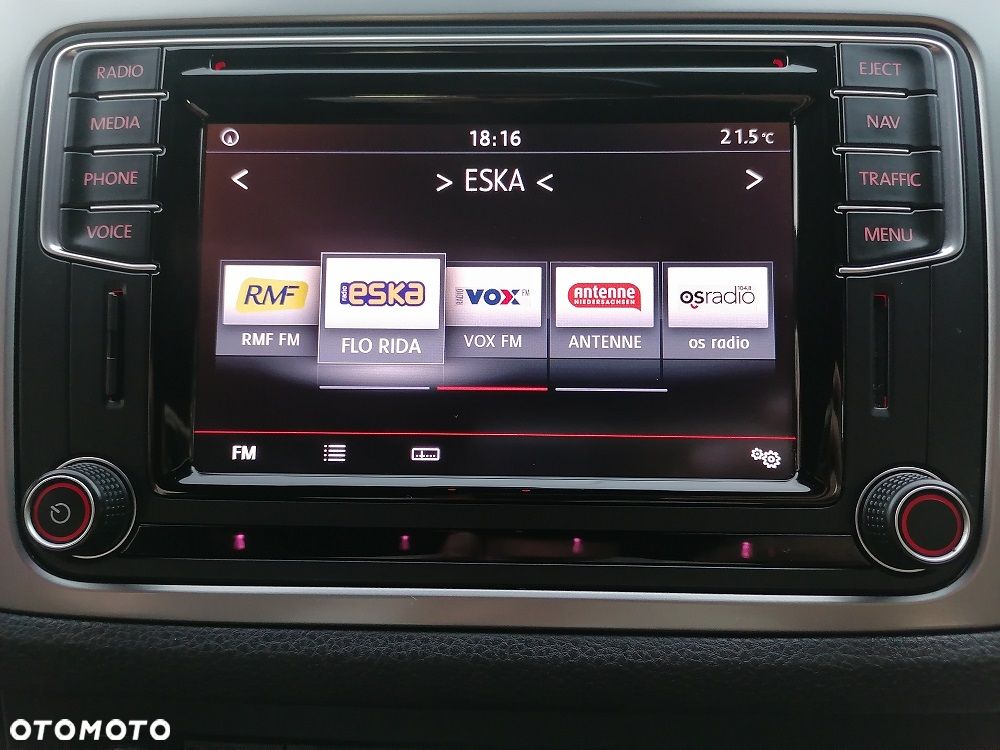 Volkswagen Tiguan 2.0 TDI DPF BlueMotion Technology Lounge Sport & Style - 20