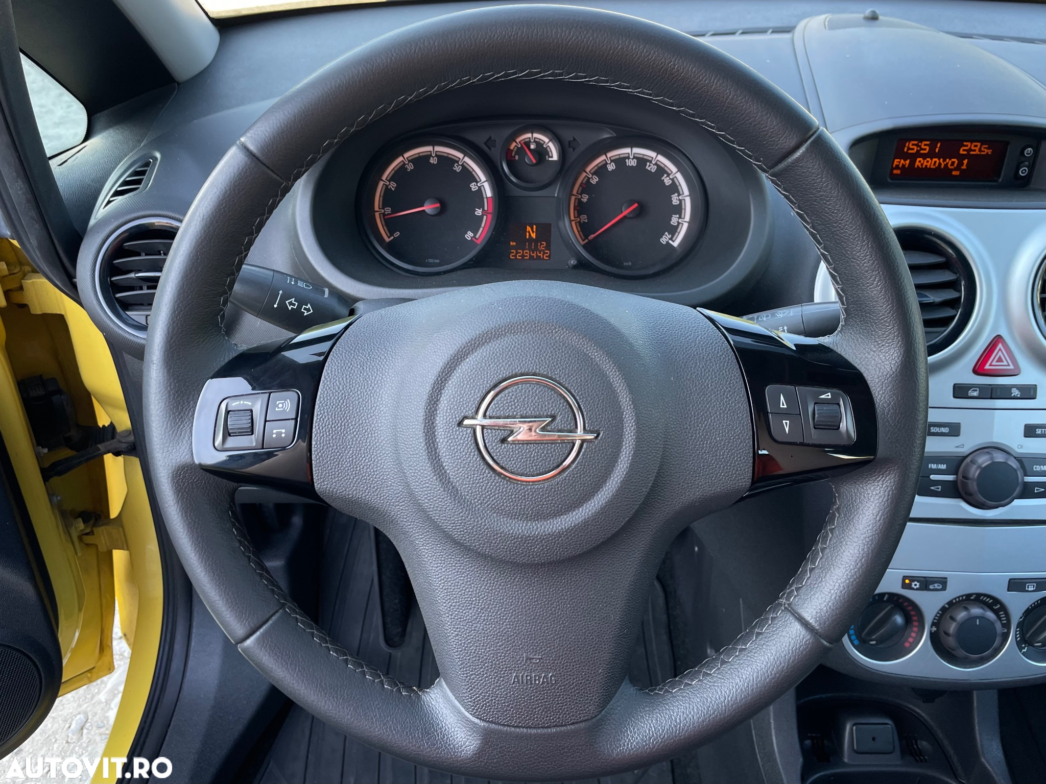 Opel Corsa - 16