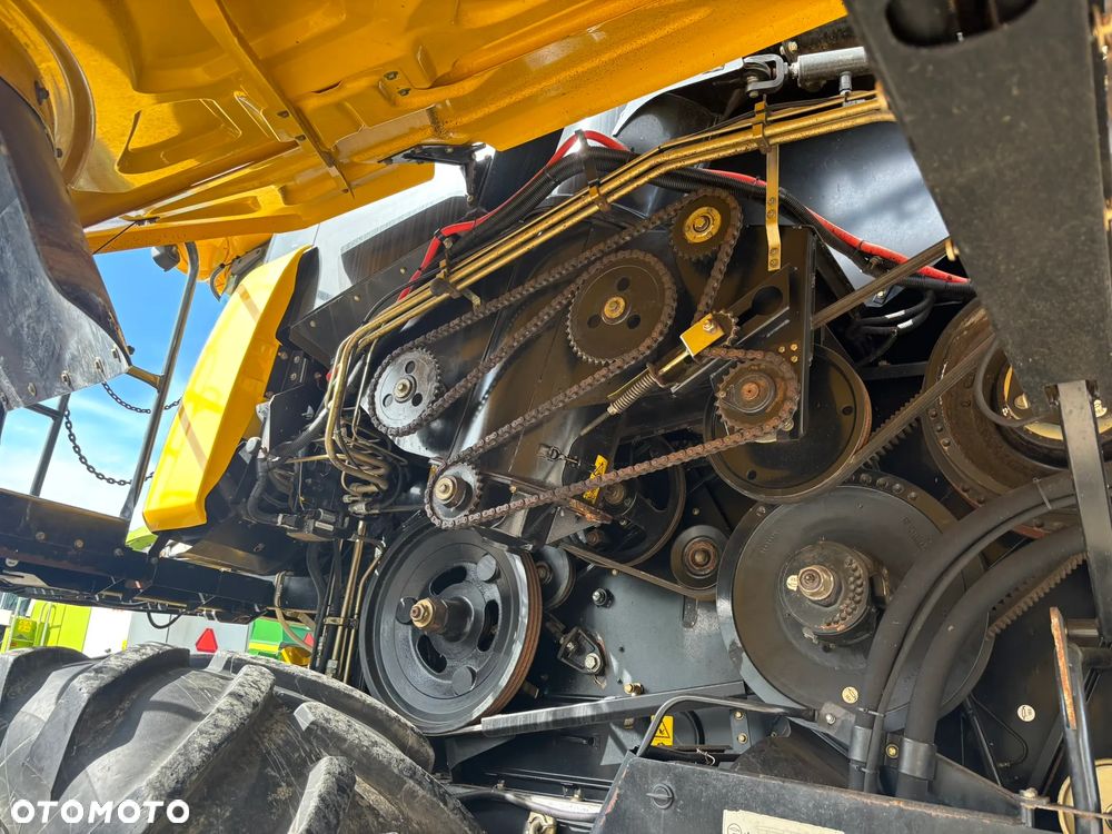 New Holland CX8060 - 15