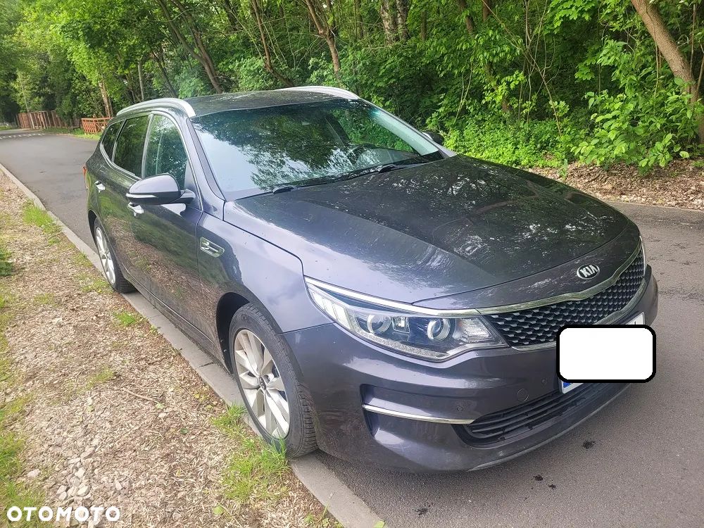 Kia Optima - 1