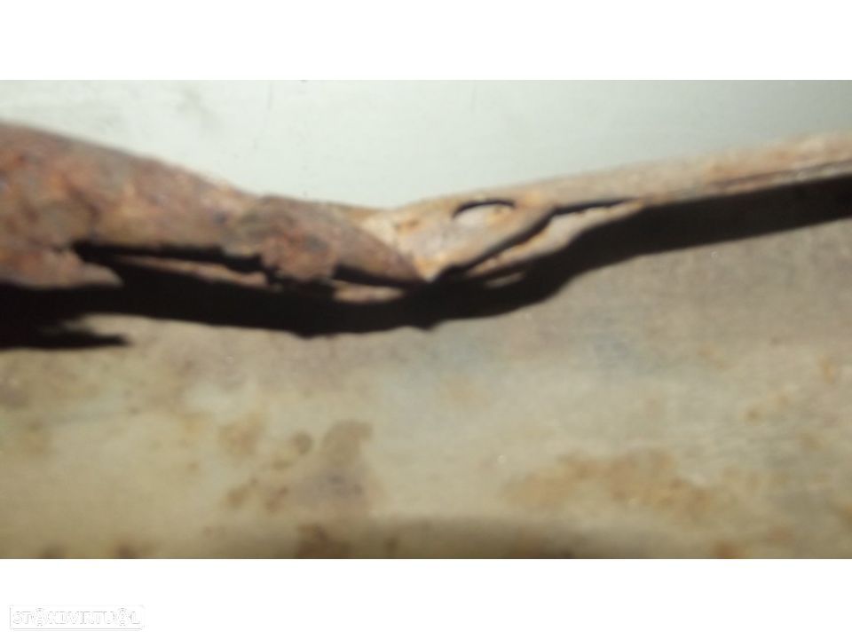 Trimuph TR 7 guarda lamas frente esquerdo - 7