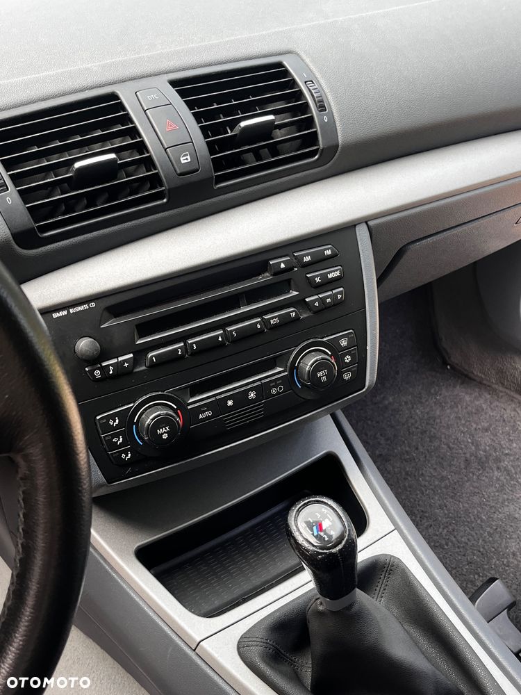 BMW Seria 1 - 23