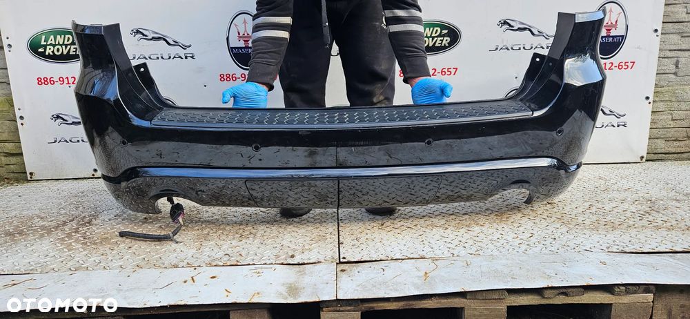 Dodge Durango III LIFT 2017- GT Kompletny zderzak tył pod 4x PDC oraz zaślepka na hak ZDERZAK POD 2 RURY kolor PXJ CZARNY  wersja GT - 1