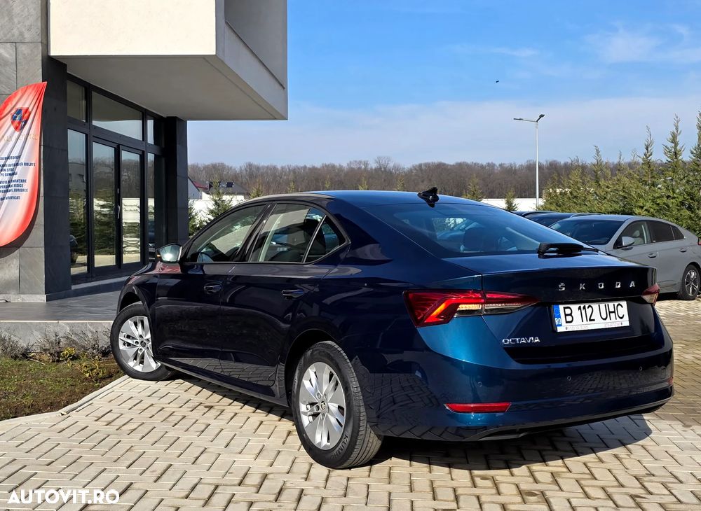 Skoda Octavia 2.0 TDI Ambition - 8