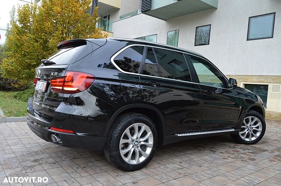 BMW X5 xDrive30d - 25