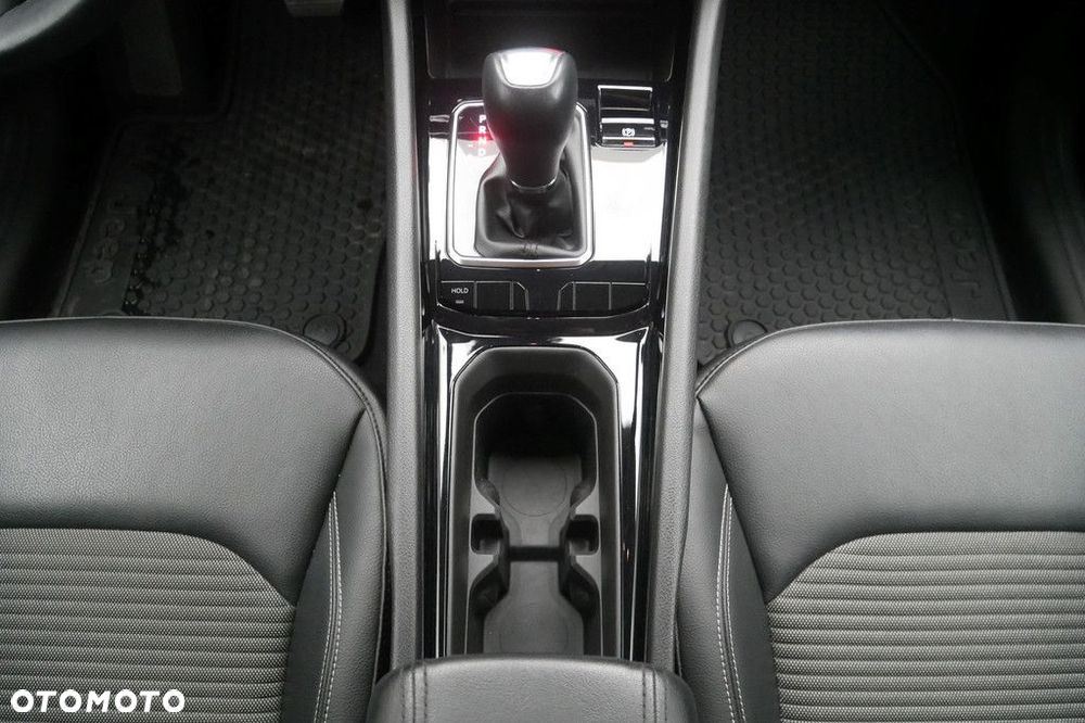 Jeep Compass - 10