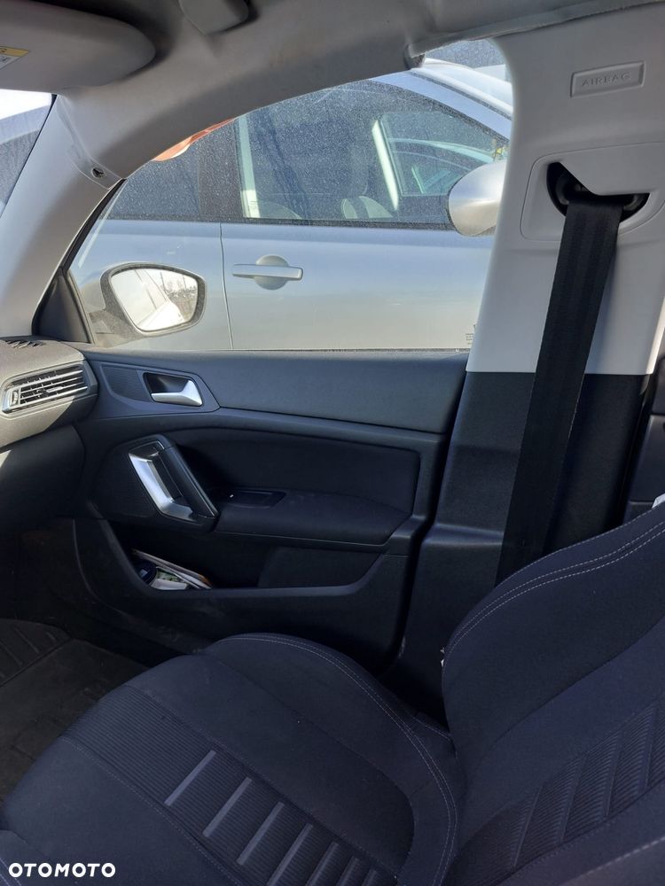 Peugeot 308 2.0 Blue HDi Allure S&S - 28