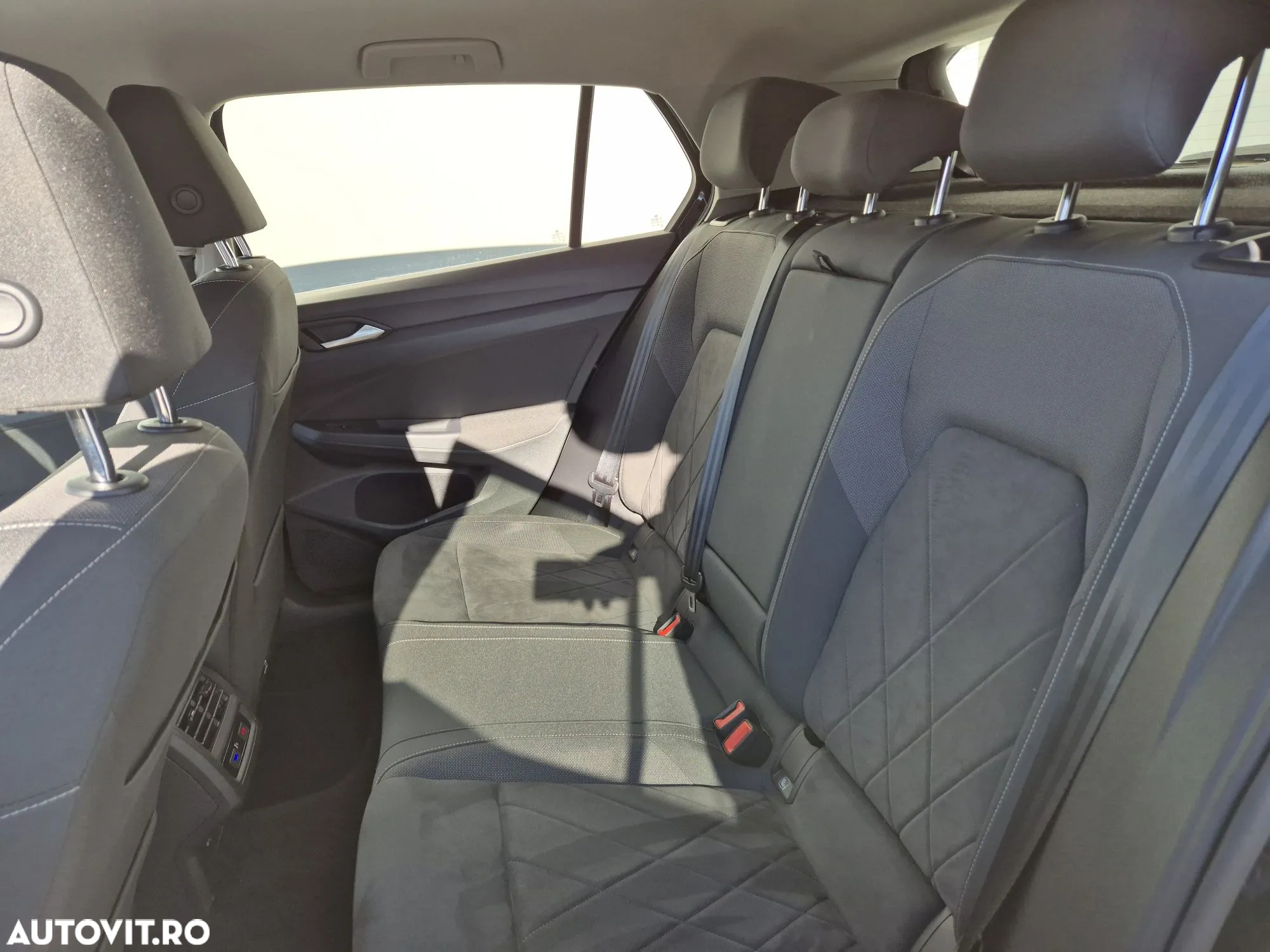 Volkswagen Golf 2.0 TDI DSG Style - 11