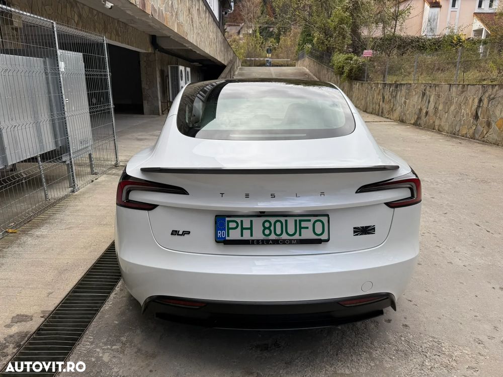 Tesla Model 3 Performance - 19
