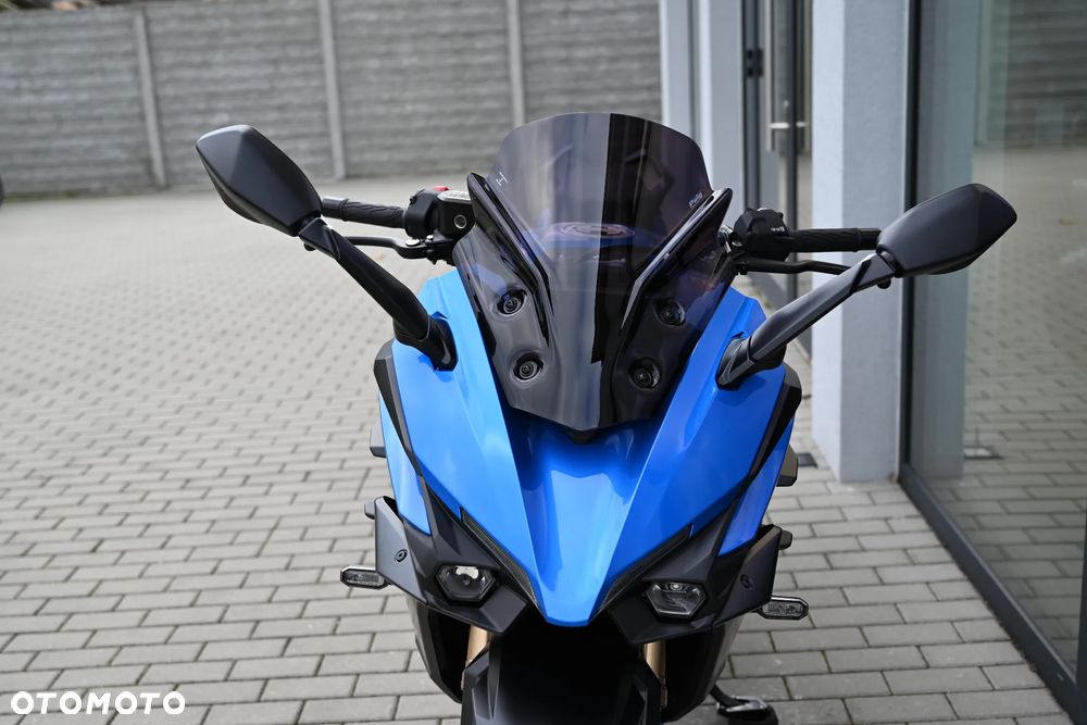Suzuki GSX - 39