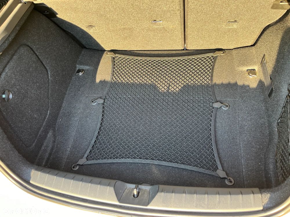 BMW Seria 1 116i - 29