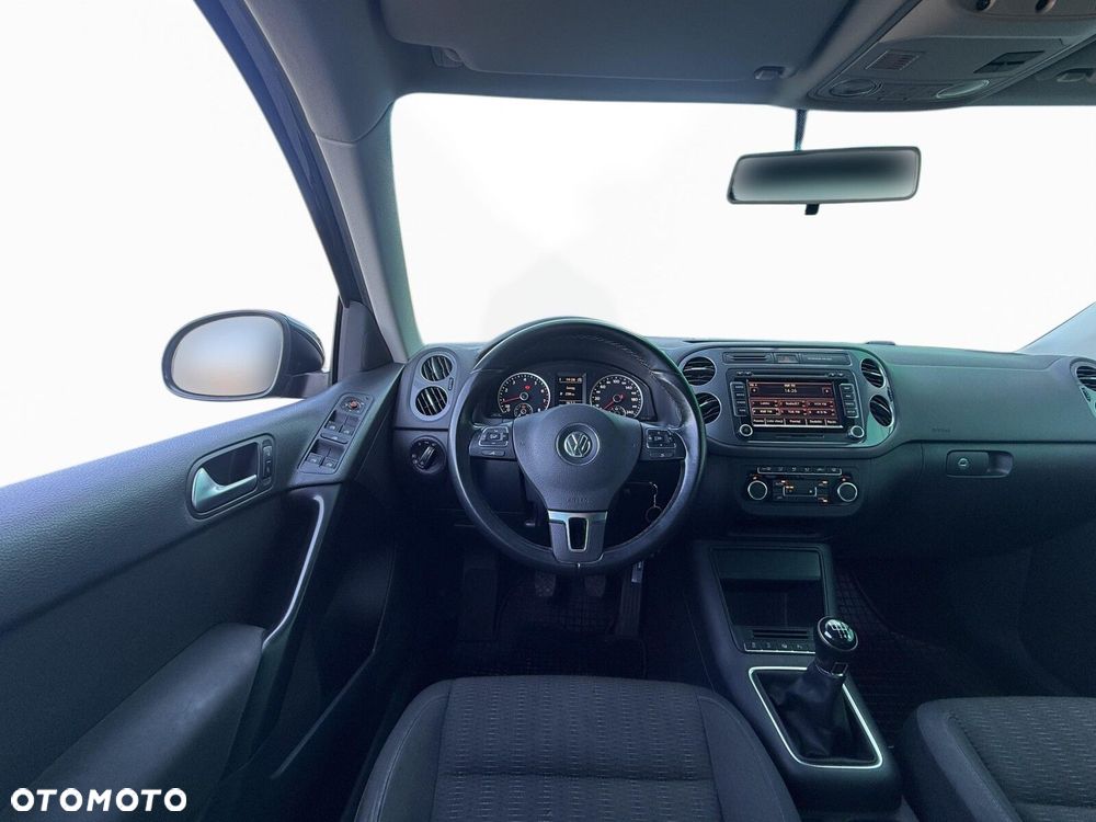 Volkswagen Tiguan - 15
