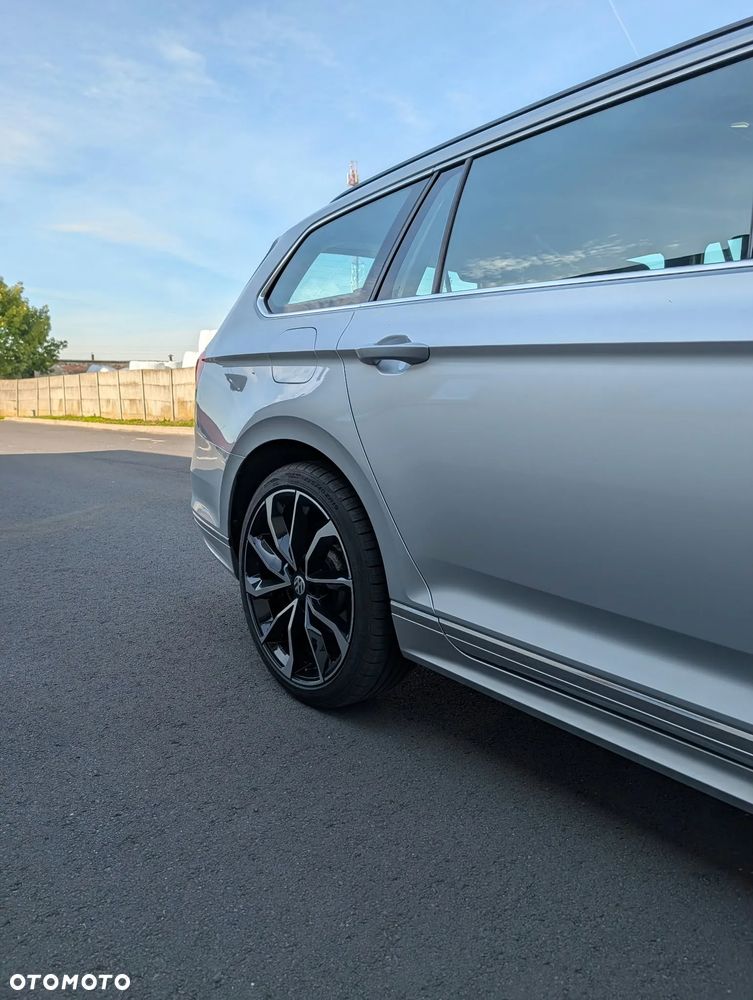 Volkswagen Passat 2.0 TDI (BlueMotion Technology) Highline - 3