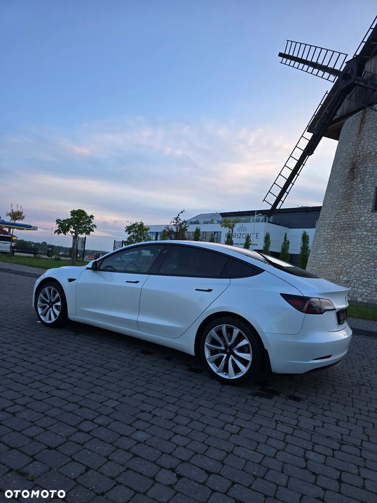 Tesla Model 3 Standard Reichweite Plus Hinterradantrieb - 7