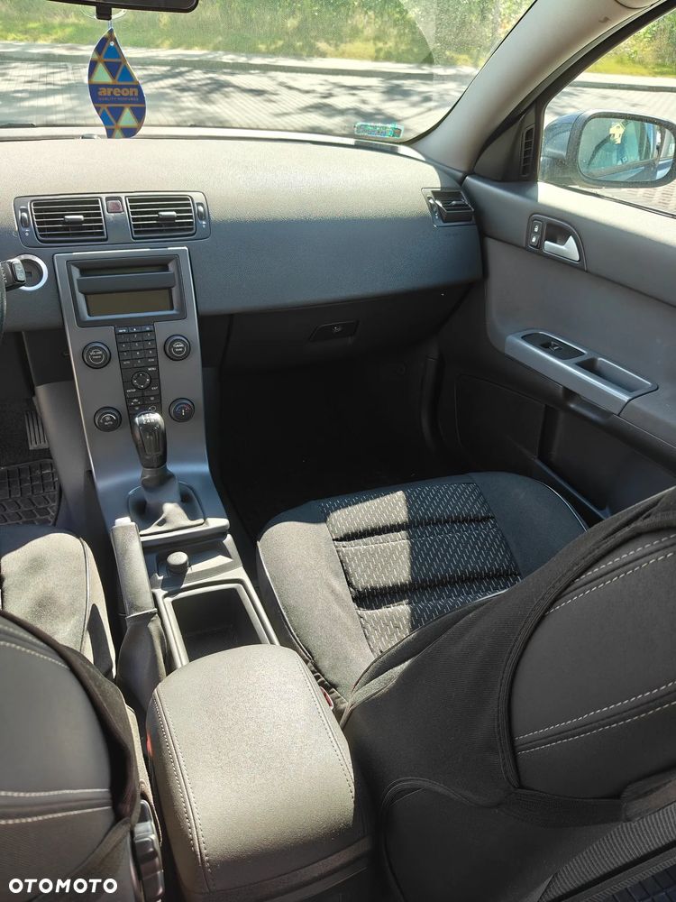 Volvo V50 1.6D DPF Kinetic - 6