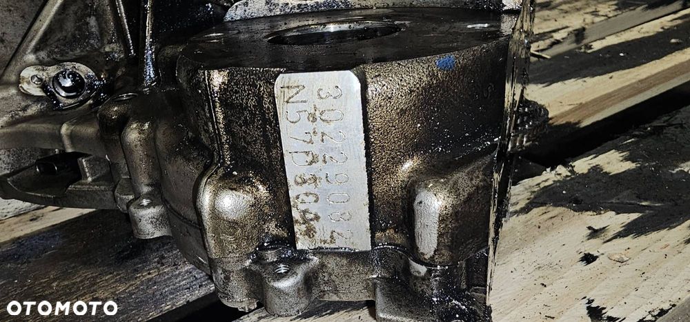 SILNIK DÓŁ BMW X6 F16 N57D30A 3.0 258 - 2