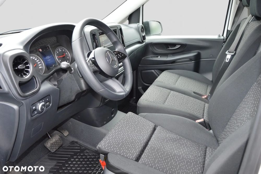 Mercedes-Benz Vito - 13