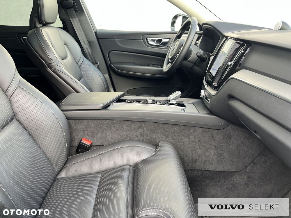 Volvo XC 60 - 32