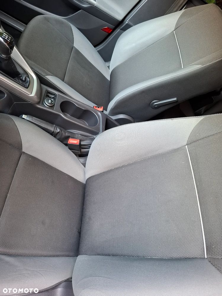 Ford Focus 1.6 Trend - 8