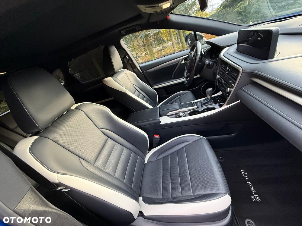 Lexus RX 300 F Sport - 16