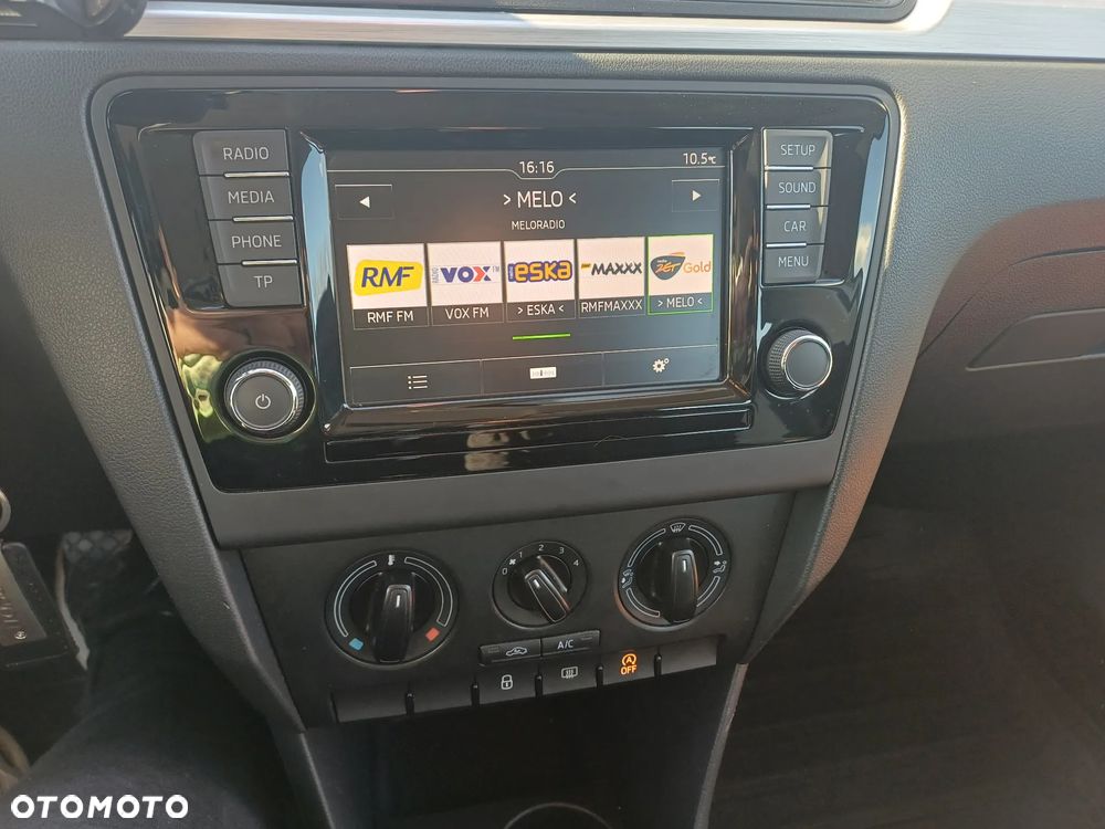 Skoda RAPID 1.2 TSI Ambition - 11