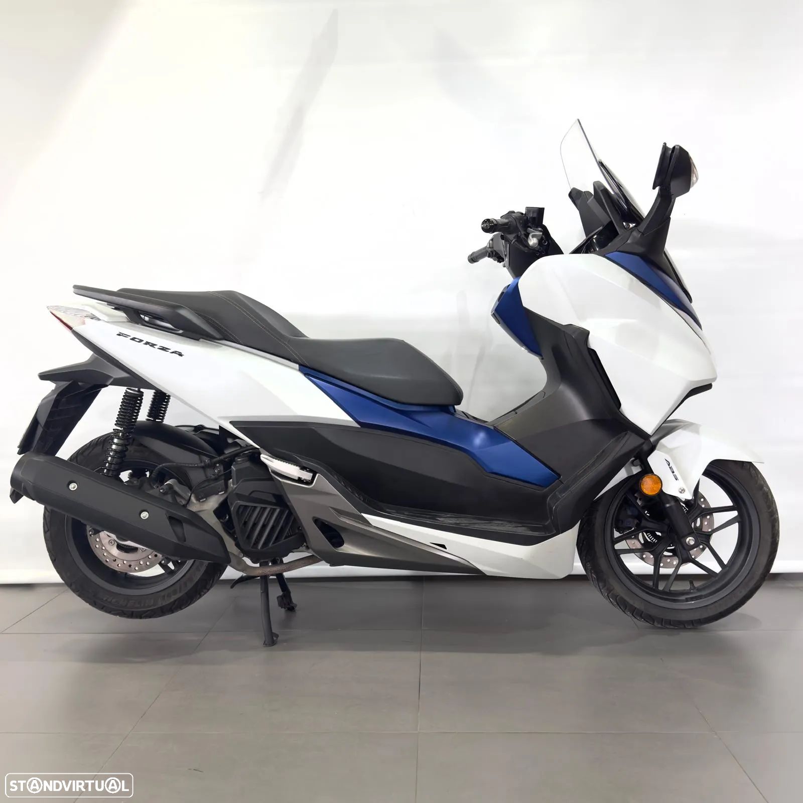 Honda Forza 125 - 1