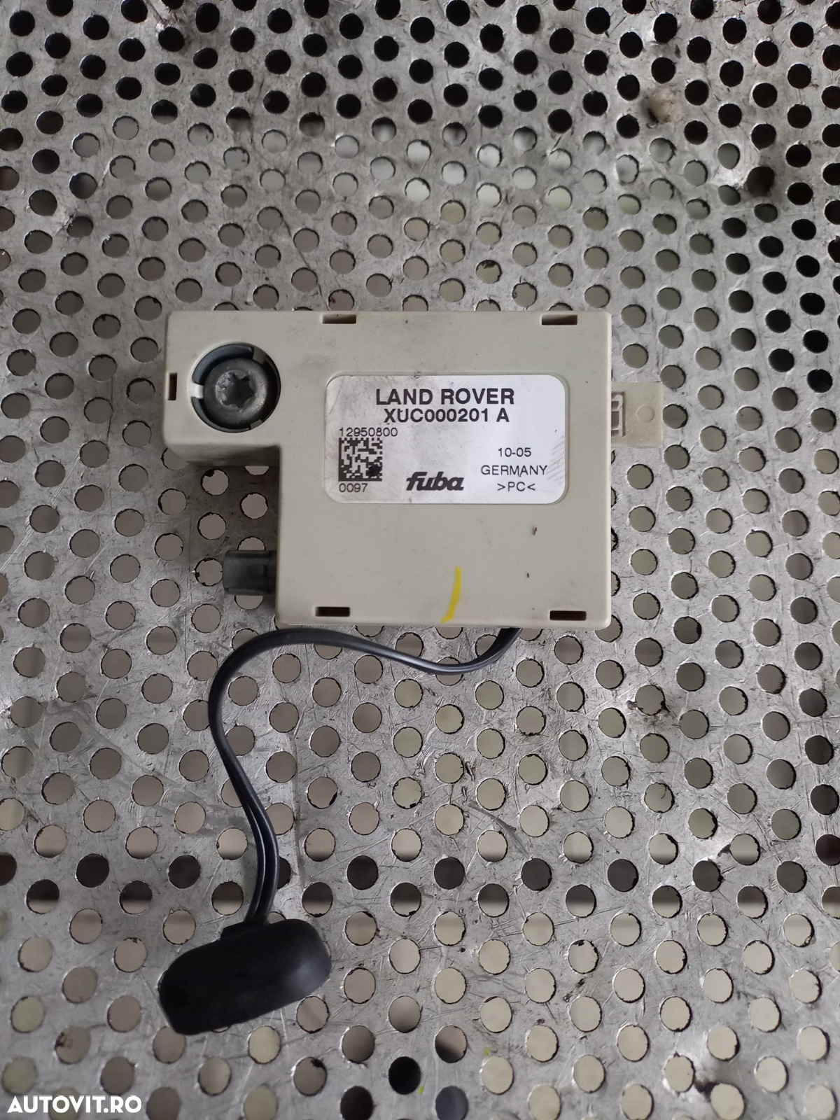 Amplificator Decodor Antena Land Rover Range Rover Sport L320 Discovey 3 Cod XUC000201A Dezmembrez Range Rover Sport L320 2.7 Tdv6 Motor 276DT - Dezmembrari Arad - 4