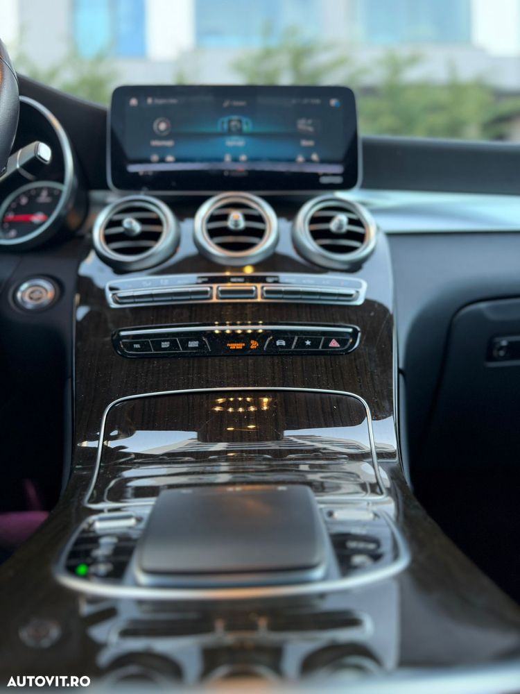 Mercedes-Benz GLC - 23