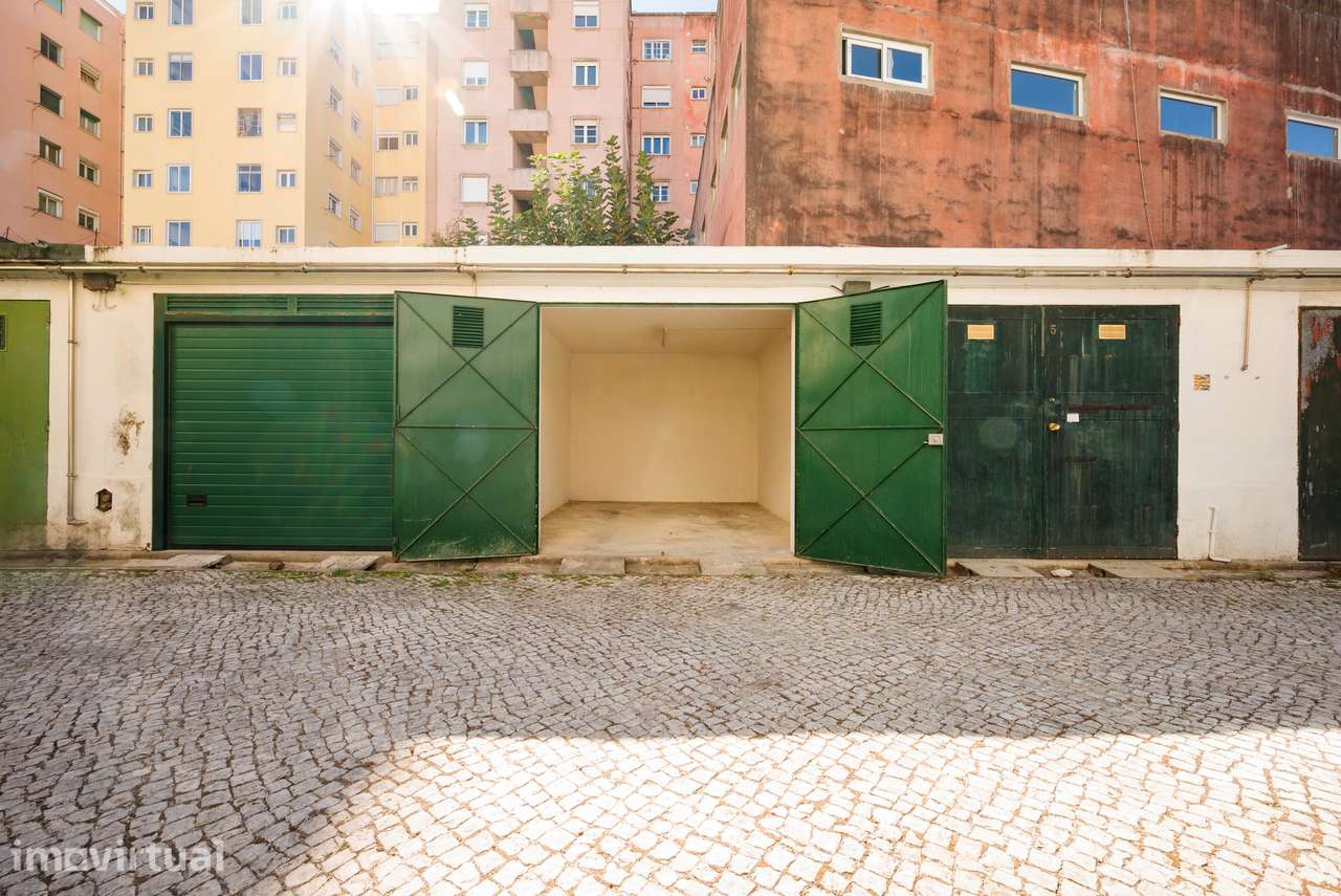 Garagem Fechada de 19 m² no Areeiro | Lisboa - Grande imagem: 2/16