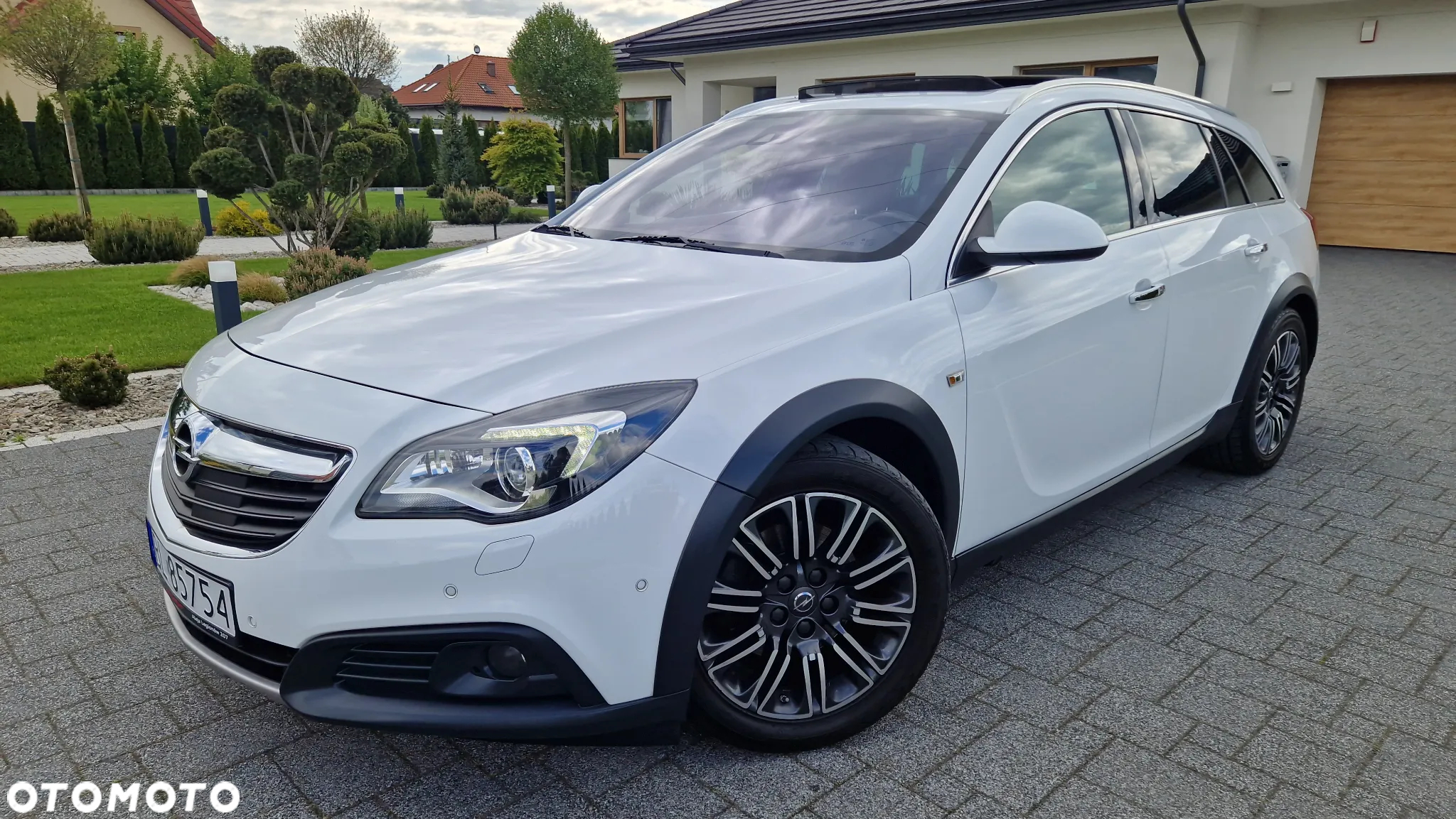Opel Insignia Country Tourer 2.0 Diesel 4x4 Exclusive - 30
