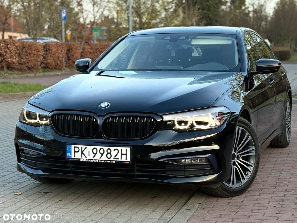BMW Seria 5 520d Sport Line - 19