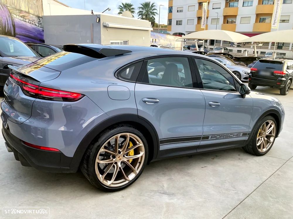 Porsche Cayenne Coupé Turbo - 3