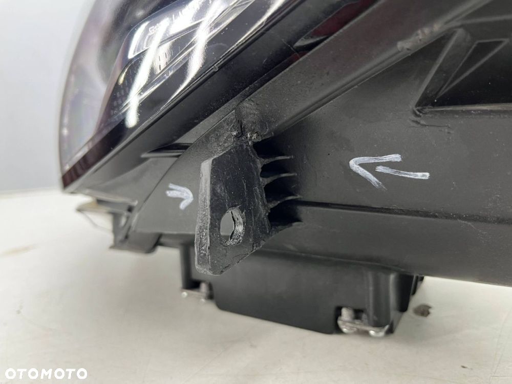 Lampa reflektor MG ZS lift 19r.- MG ZS EV lift 21r.- LEWA przednia full LED lewy przód 11 pin EUROPA - 11