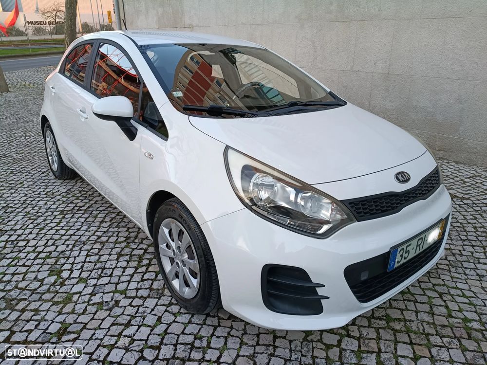 Kia Rio 1.1 CRDi LX ISG - 1