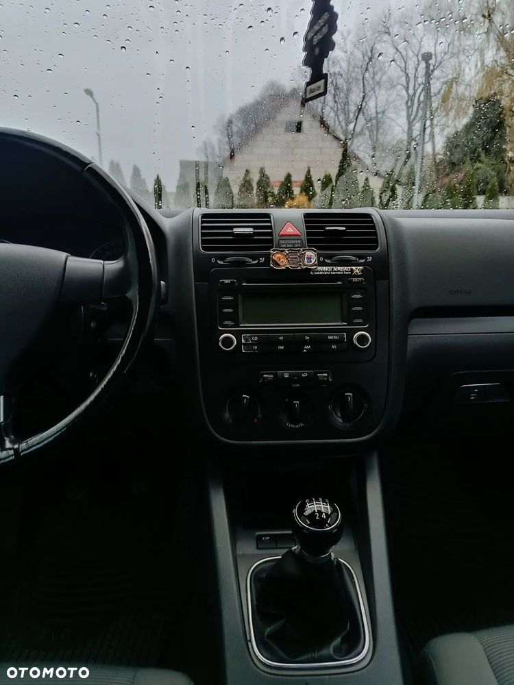 Volkswagen Golf 1.6 Trendline - 14