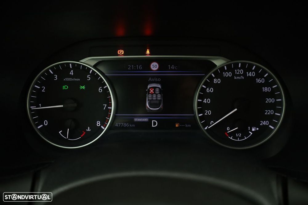 Nissan Juke 1.0 DIG-T N-Connecta DCT - 16