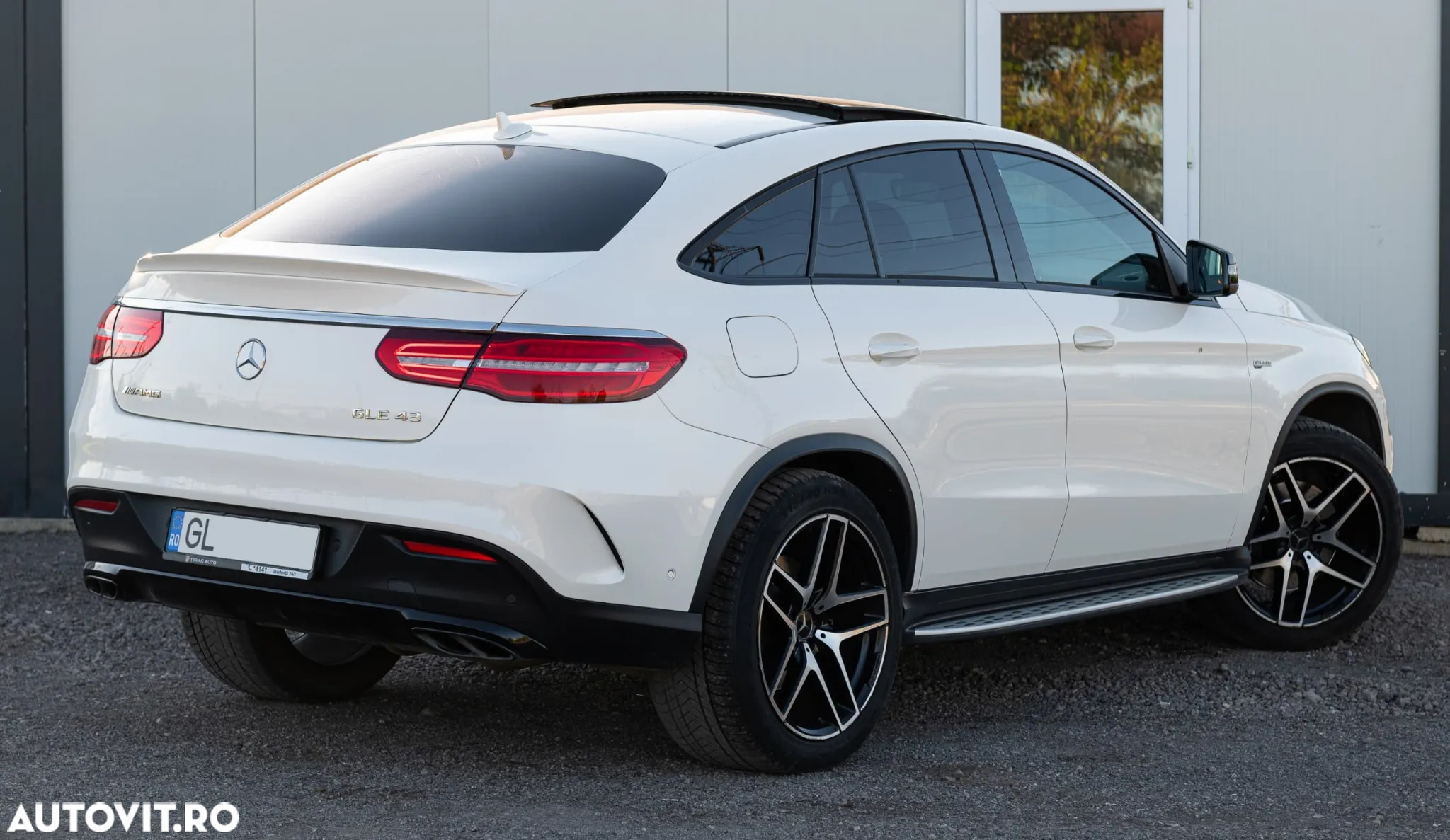 Mercedes-Benz GLE 43 AMG 4MATIC - 3