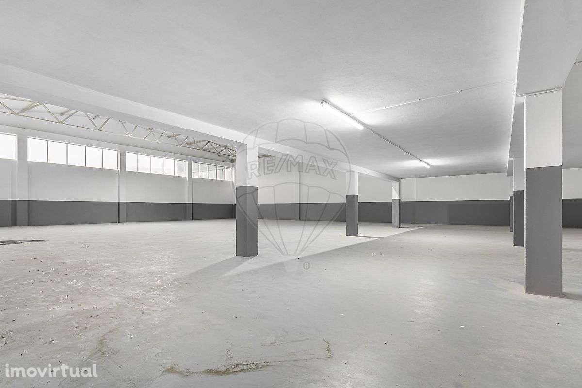 Armazém  para arrendamento - Grande imagem: 4/19