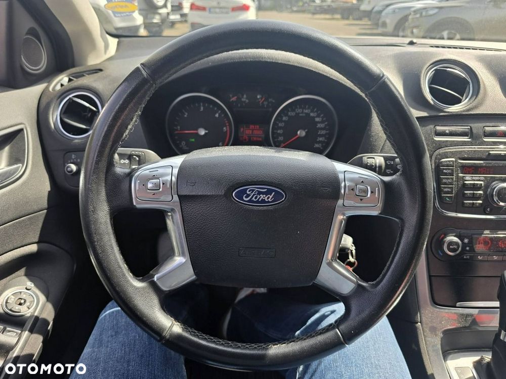 Ford Mondeo 2.0 TDCi Ambiente - 9