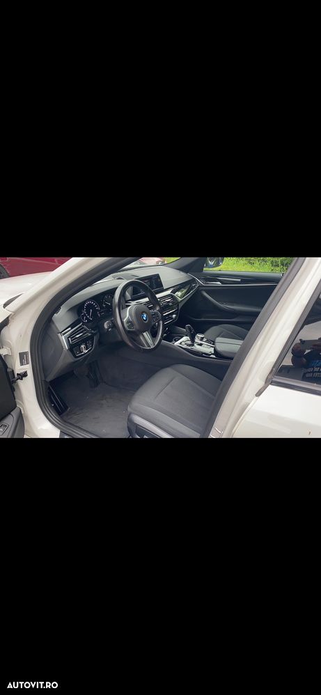 BMW Seria 5 520d AT - 8