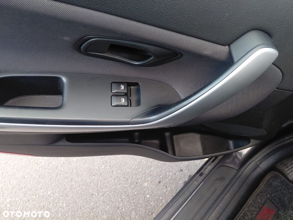 Kia Ceed 1.4 CVVT Dream-Team Edition - 10